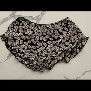 Brandy Melville Black with Daisy Print Shorts OS